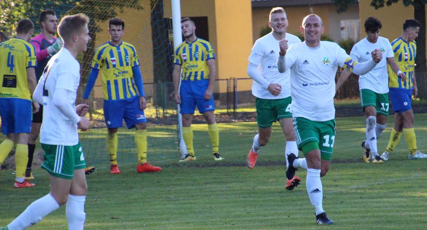 Marcin Kobierski na 4:0 w meczu Tur Bielsk Podlaski - Warta Sieradz.