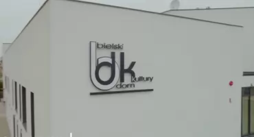 Podlasie widziane okiem artysty. Wernisaż Adama Rokowskiego w Bielskim Domu Kultury 