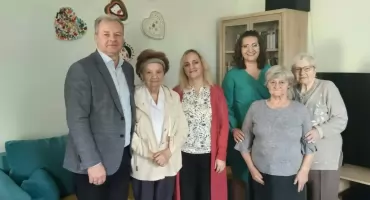 Seniorzy świętowali swój dzień. Spotkanie w Dziennym Domu Pomocy w Orli