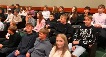 Uczniowie z gminy Brańsk zwiedzili Belweder i parlament [FOTO]