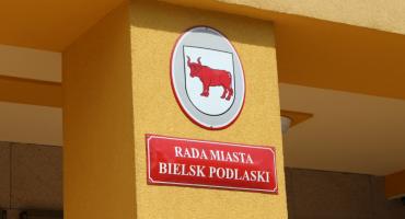 S19 – wędrówka między optymizmem a pesymizmem